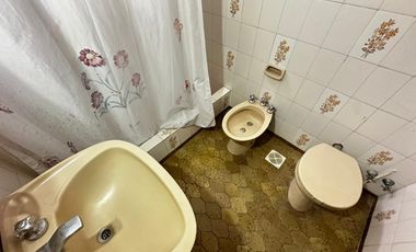 VENTA GALPÓN CON CASA PATIO TERRAZA OFICINA LANÚS OESTE
