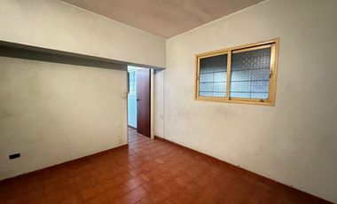 VENTA GALPÓN CON CASA PATIO TERRAZA OFICINA LANÚS OESTE