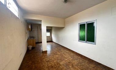 VENTA GALPÓN CON CASA PATIO TERRAZA OFICINA LANÚS OESTE