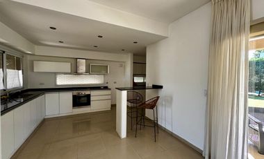 Casa en Altos de Hudson II