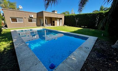 Casa en Altos de Hudson II