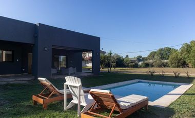 Casa nueva en barrio privado de Lobos