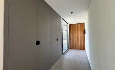 VENTA: Casa en Estancia La Rinconada de tres dormitorios, galería, pileta y cochera. Ibarlucea.