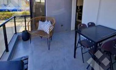 VENTA DE DPTO CON BALCÓN Y MONOAMBIENTE