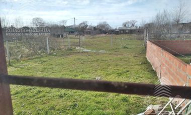 CASA EN LOTE PROPIO!!EN OPORTUNIDAD!!MAR DE AJO.
