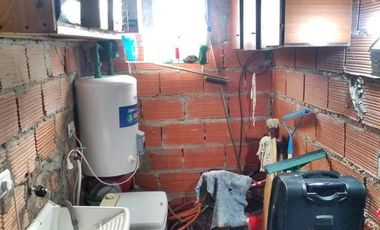 CASA EN LOTE PROPIO!!EN OPORTUNIDAD!!MAR DE AJO.