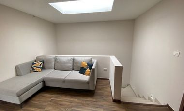 CASA EN RENTA  AMUEBLADA 3 REC Y 3 ESTACIONAMIENTO SEMITECHADO