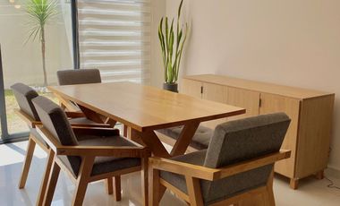 CASA EN RENTA  AMUEBLADA 3 REC Y 3 ESTACIONAMIENTO SEMITECHADO