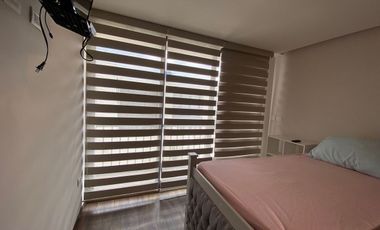 CASA EN RENTA  AMUEBLADA 3 REC Y 3 ESTACIONAMIENTO SEMITECHADO