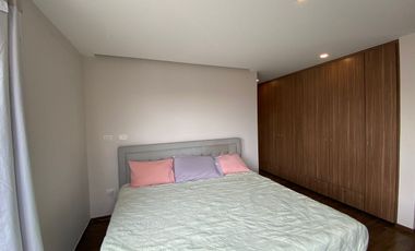 CASA EN RENTA  AMUEBLADA 3 REC Y 3 ESTACIONAMIENTO SEMITECHADO