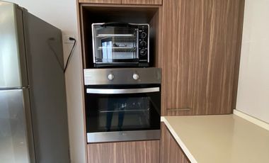 CASA EN RENTA  AMUEBLADA 3 REC Y 3 ESTACIONAMIENTO SEMITECHADO