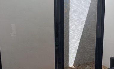 Departamento en renta amueblado en planta baja de una recámara Temozón Norte