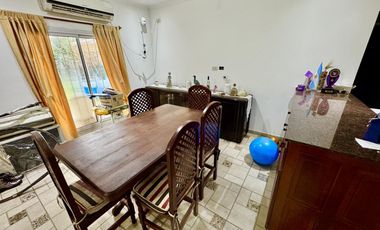 Venta Casa 3 amb con Jardin en Del Viso - Con Cochera