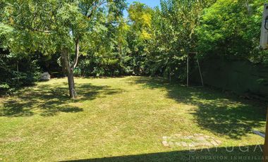 Venta Casa 3 amb con Jardin en Del Viso - Con Cochera