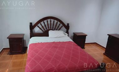 Venta Casa 3 amb con Jardin en Del Viso - Con Cochera