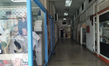 VENTA LOCAL 17 M2 GALERIA BOULEVARD VALENTIN ALSINA LANUS