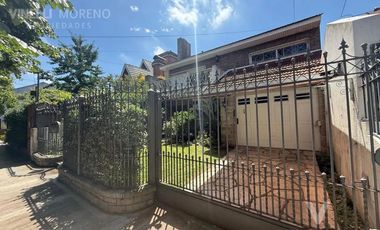 Casa excelente 4 dormitorios pileta Banfield
