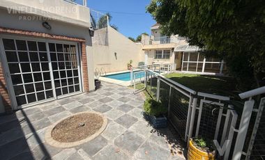 Casa excelente 4 dormitorios pileta Banfield