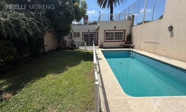 Casa excelente 4 dormitorios pileta Banfield