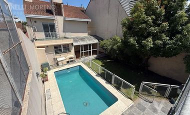 Casa excelente 4 dormitorios pileta Banfield