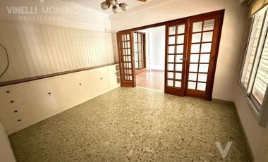 Casa excelente 4 dormitorios pileta Banfield