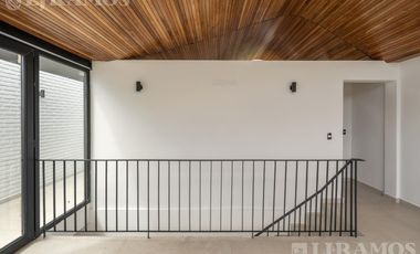 Casa triplex en venta en Béccar