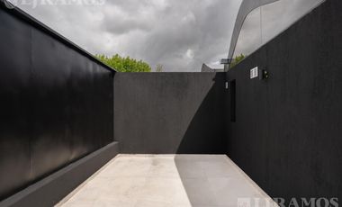 Casa triplex en venta en Béccar