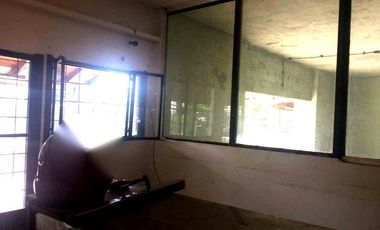 Local Mercado Central BECCAR - OPORTUNIDAD