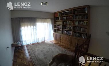 NUEVO PRECIO!!! EXCELENTE CHALET  5 AMB.C/COCHERA, PILETA Y JARDIN. QUILMES OESTE. nuevo precio!