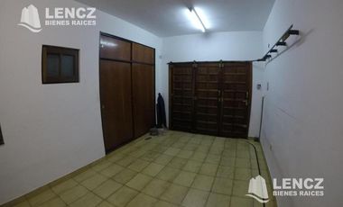 NUEVO PRECIO!!! EXCELENTE CHALET  5 AMB.C/COCHERA, PILETA Y JARDIN. QUILMES OESTE. nuevo precio!