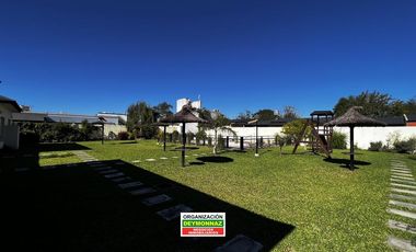 Complejo Turístico en Venta en Colón Entre Ríos Piscina