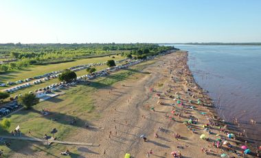 Complejo Turístico en Venta en Colón Entre Ríos Piscina