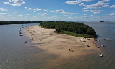 Complejo Turístico en Venta en Colón Entre Ríos Piscina