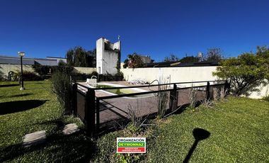 Complejo Turístico en Venta en Colón Entre Ríos Piscina