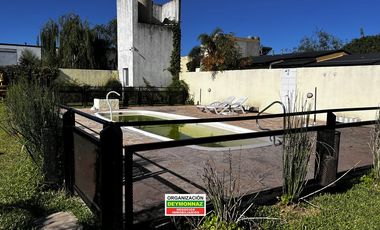 Complejo Turístico en Venta en Colón Entre Ríos Piscina