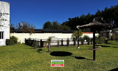 Complejo Turístico en Venta en Colón Entre Ríos Piscina