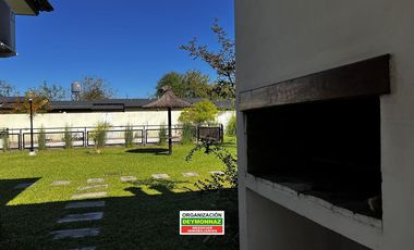 Complejo Turístico en Venta en Colón Entre Ríos Piscina