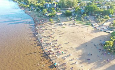 Complejo Turístico en Venta en Colón Entre Ríos Piscina