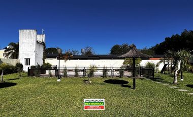 Complejo Turístico en Venta en Colón Entre Ríos Piscina