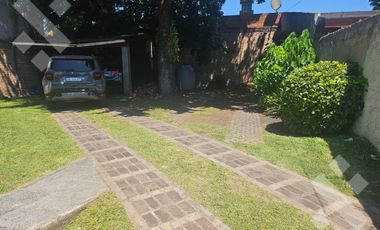 CASA/ OFICINAS EN VENTA