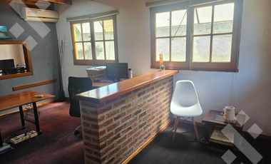 CASA/ OFICINAS EN VENTA
