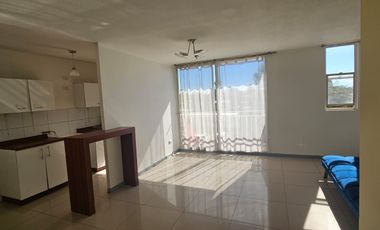 ARRIENDO DEPTO RECIEN PINTADO 2D1B1E METRO LA CISTERNA
