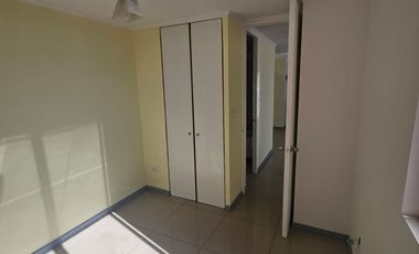 ARRIENDO DEPTO RECIEN PINTADO 2D1B1E METRO LA CISTERNA