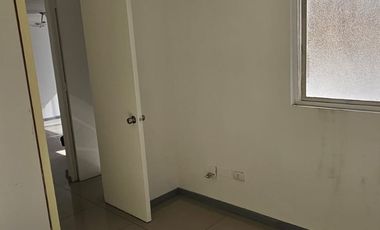 ARRIENDO DEPTO RECIEN PINTADO 2D1B1E METRO LA CISTERNA