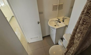 ARRIENDO DEPTO RECIEN PINTADO 2D1B1E METRO LA CISTERNA