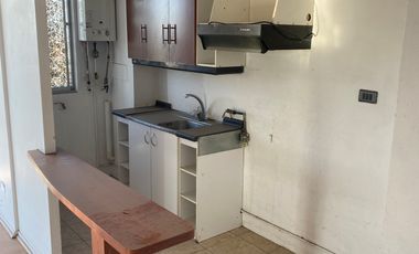 DEPARTAMENTO A CERCA ESTACIÓN CISTERNA