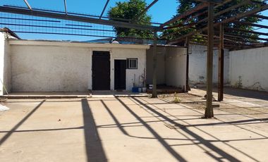 ARRIENDO LOCAL COMERCIAL 2HAB 2BA QUINTA NORMAL
