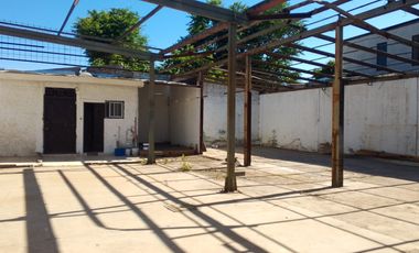 ARRIENDO LOCAL COMERCIAL 2HAB 2BA QUINTA NORMAL
