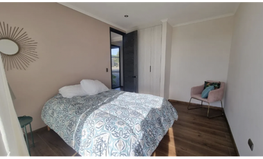 Hermosa casa en venta en Santa Adela