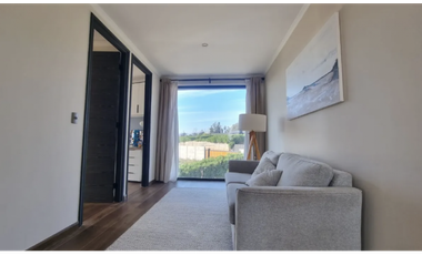 Hermosa casa en venta en Santa Adela